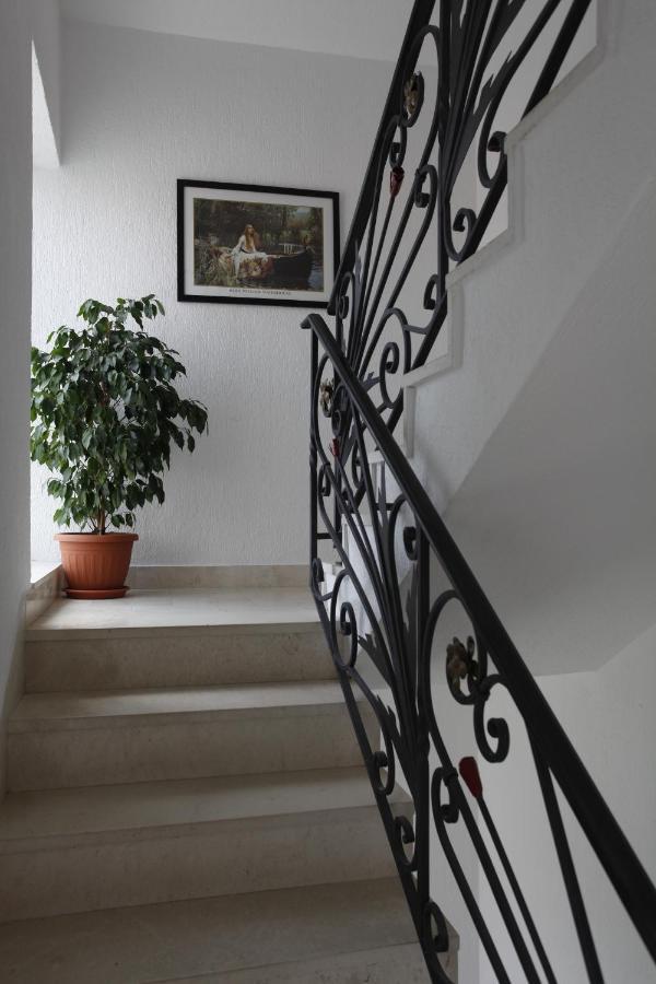 Apartments Perovic บุดวา ภายนอก รูปภาพ