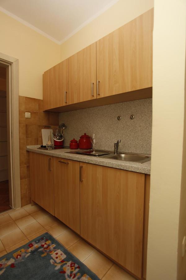 Apartments Perovic บุดวา ภายนอก รูปภาพ