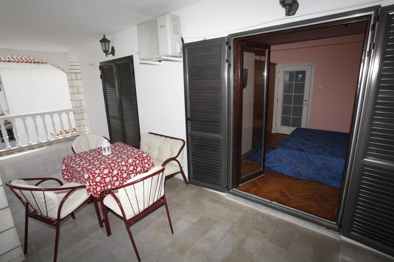 Apartments Perovic บุดวา ภายนอก รูปภาพ