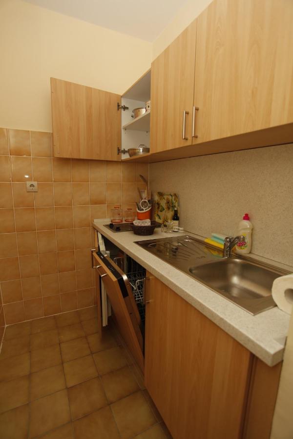 Apartments Perovic บุดวา ภายนอก รูปภาพ