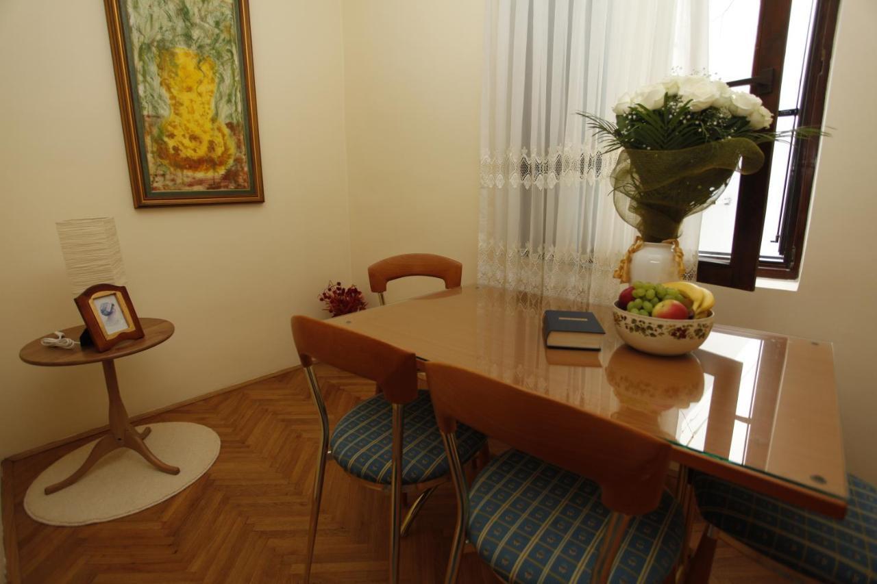 Apartments Perovic บุดวา ภายนอก รูปภาพ
